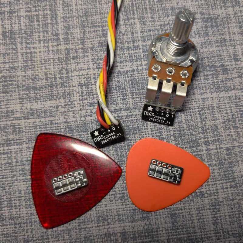 PicoFuzz - ridiculously tiny Fuzz Pedal PCB